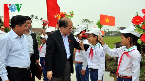 Le président de l’Assemblée nationale participe à la fête de la grande union à Thai Binh - ảnh 1